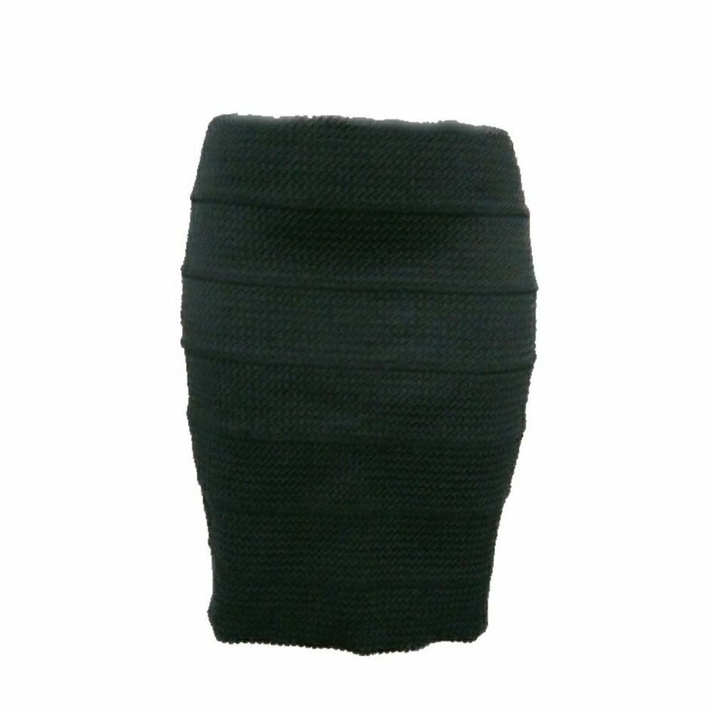 NWT Xhilaration Black Scallop Weaved Pencil Skirt